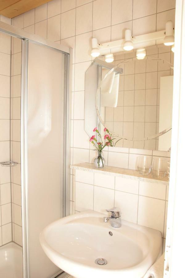 Schoenblick Hotel Garni Ferienwohnungen 林登贝格 外观 照片