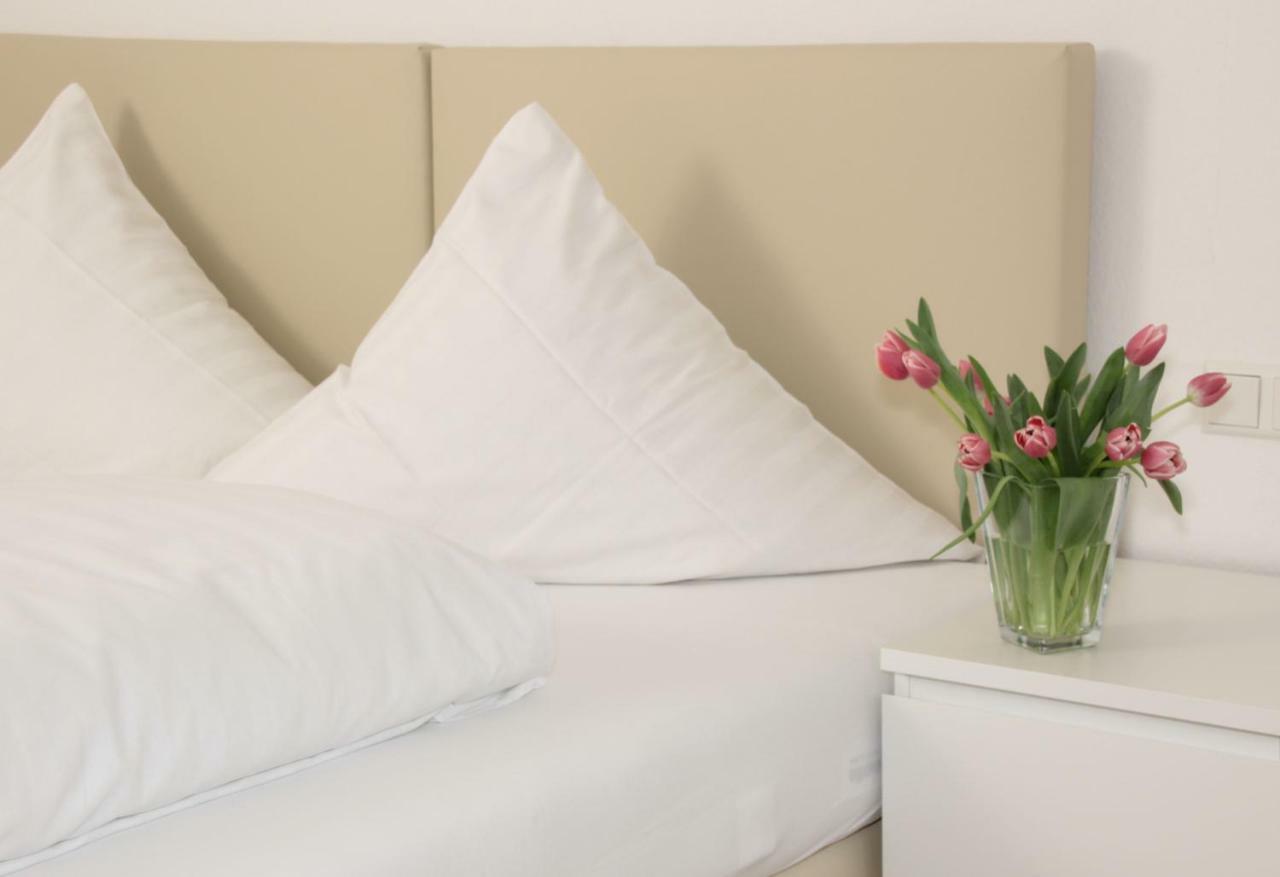 Schoenblick Hotel Garni Ferienwohnungen 林登贝格 外观 照片