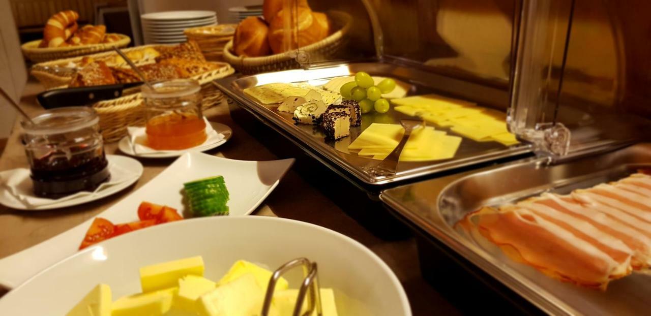Schoenblick Hotel Garni Ferienwohnungen 林登贝格 外观 照片